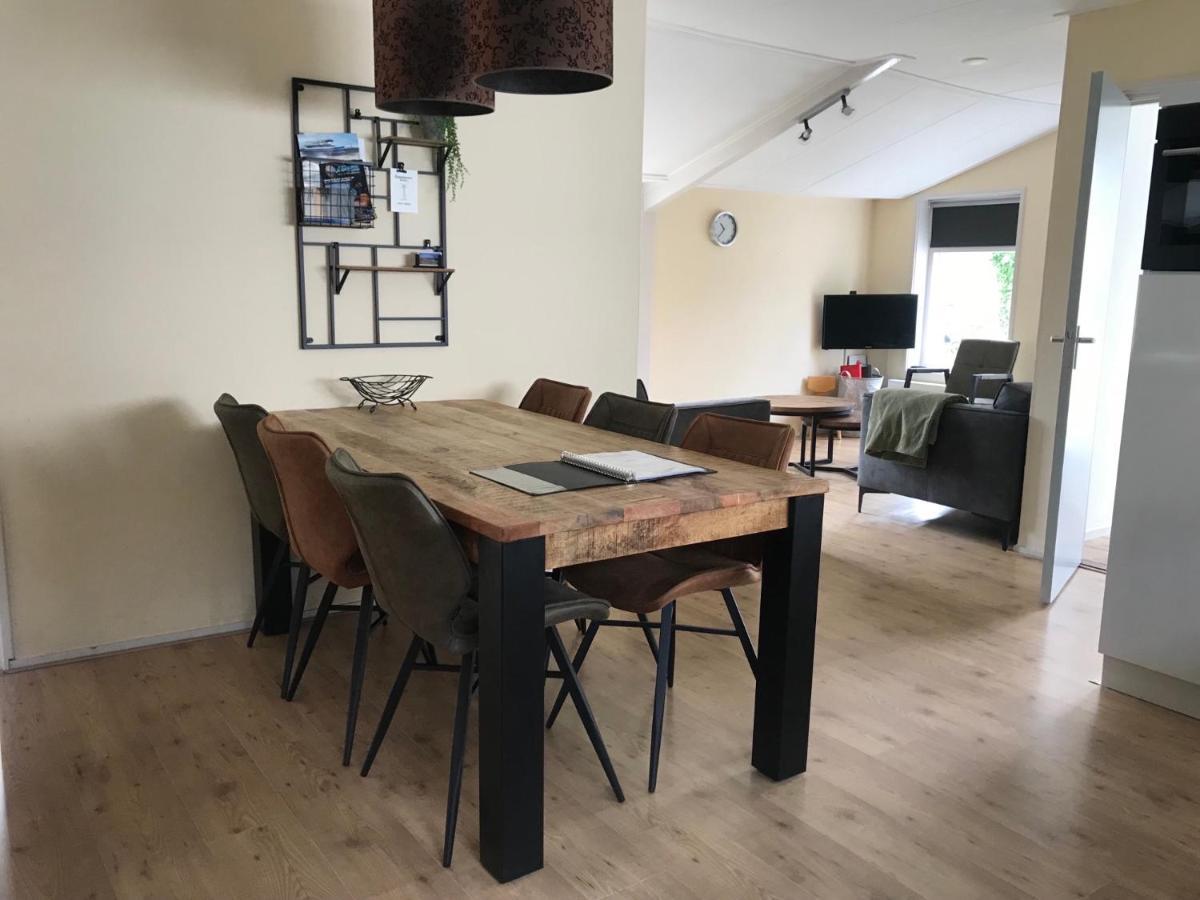 T Skuttegat Villa Холум Екстериор снимка